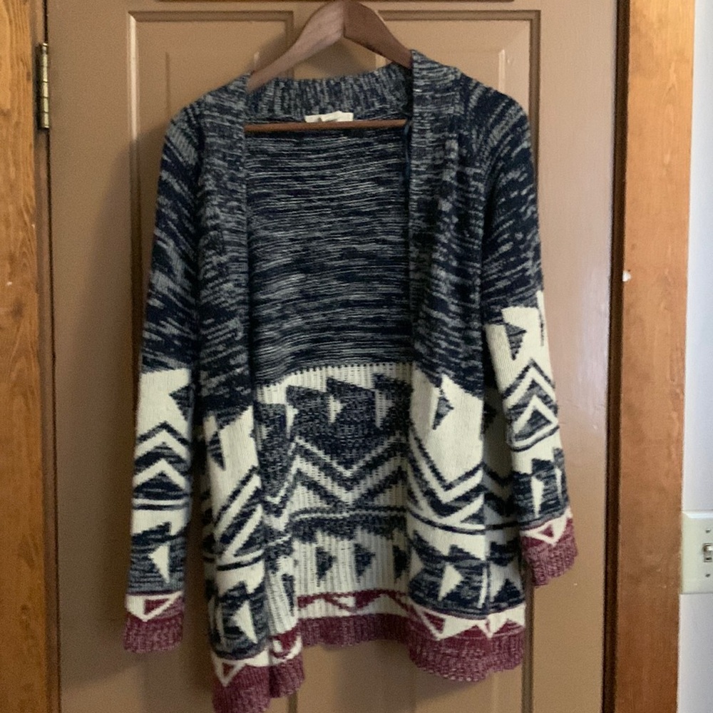 Patterned knit sweater
